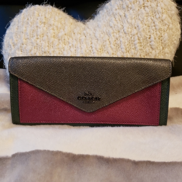 Coach Wallet - Picture 1 of 7